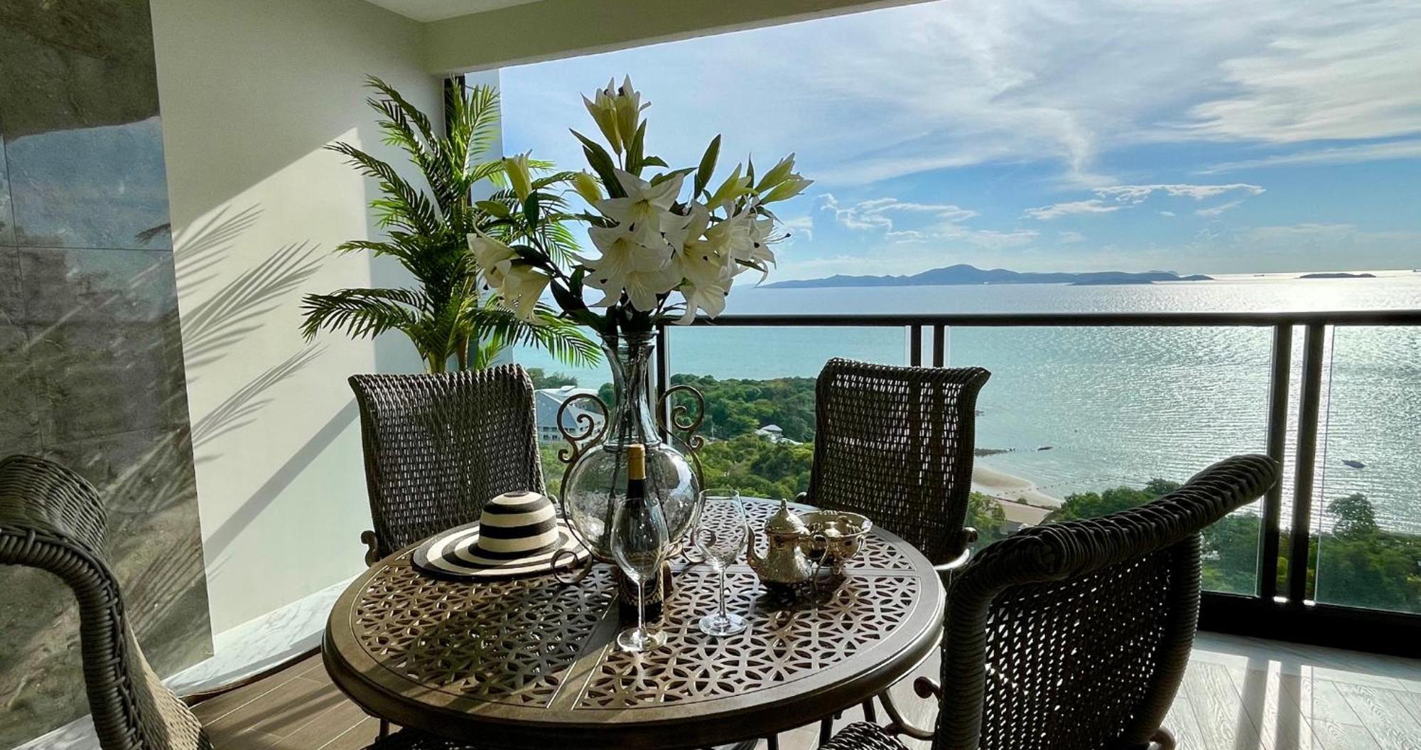 The Elysium Pratumnak Pattaya - By Shg Aparthotel Exterior photo